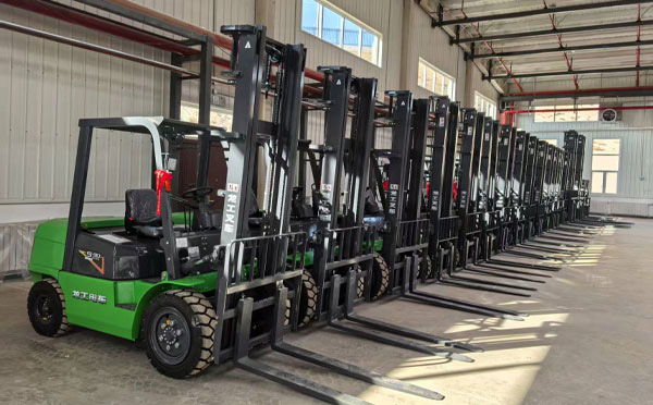 从性能到售后：评估嘉峪关叉车供应商的五大关键指标