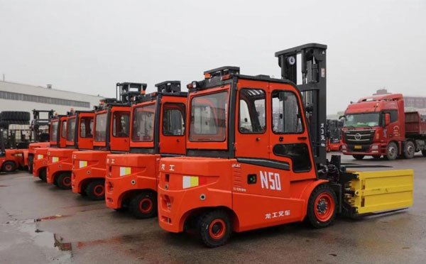 选对叉车更高效——龙工嘉峪关叉车为何成为行业标杆? 选对嘉峪关叉车更高效——龙工嘉峪关叉车为何成为行业标杆?